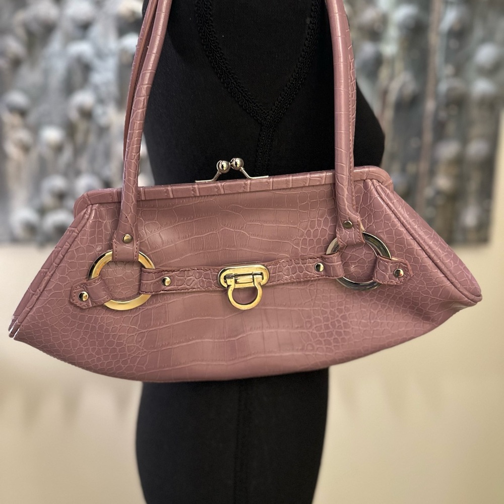 π₯*Add On Only*
Lavender Pinkish Y2K Handbag Very Clean Snakeskin Vinyl - Picture 3 of 8